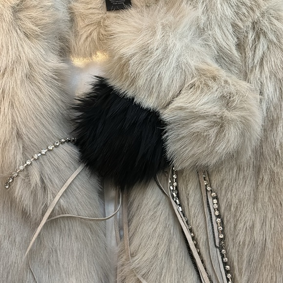 Arden B faux fur vest - Picture 3 of 5